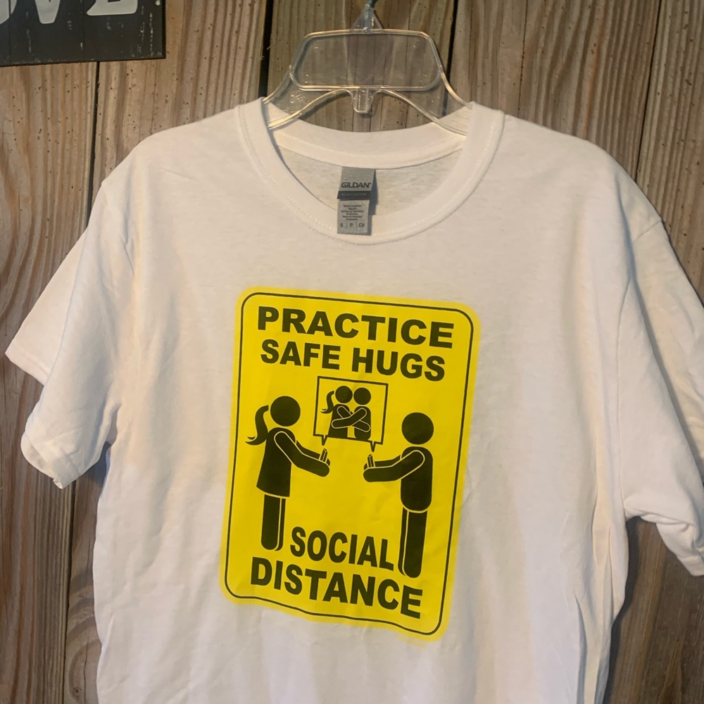 Adorable Practice Distance T-Shirt Small New